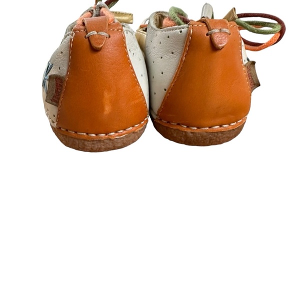 CAMPER, closed toe, multi color, flat, w/ tie closure, moccasin sz 37 (6.5) - Picture 2 of 8